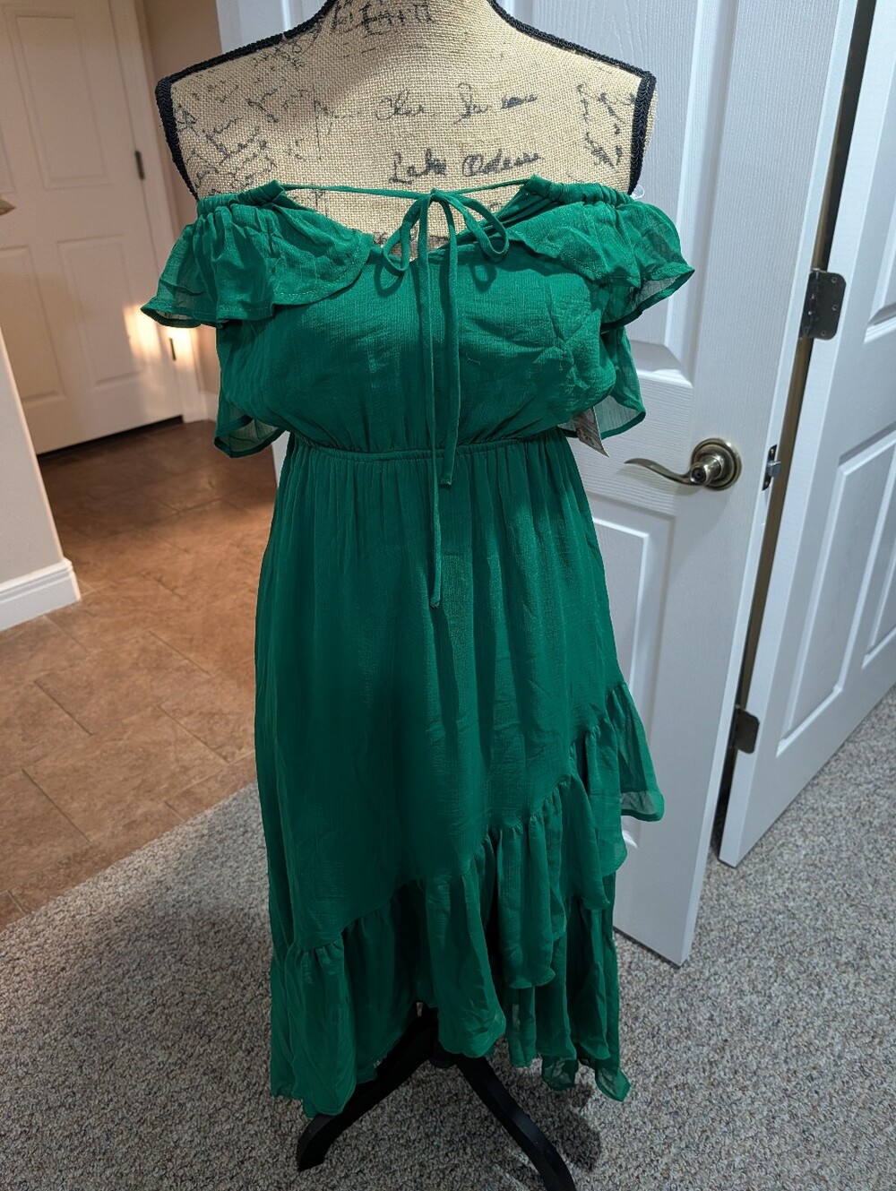 Off-Shoulder Ruffle Maxi Dress in Emerald Green
